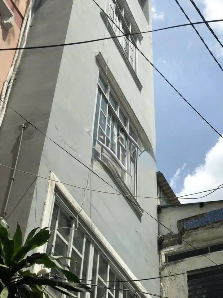 Nhà cho thuê đường Hồ Biểu Chánh, Quận Phú Nhuận, 48m² chỉ 15 triệu/tháng - Tiện nghi hiện đại!