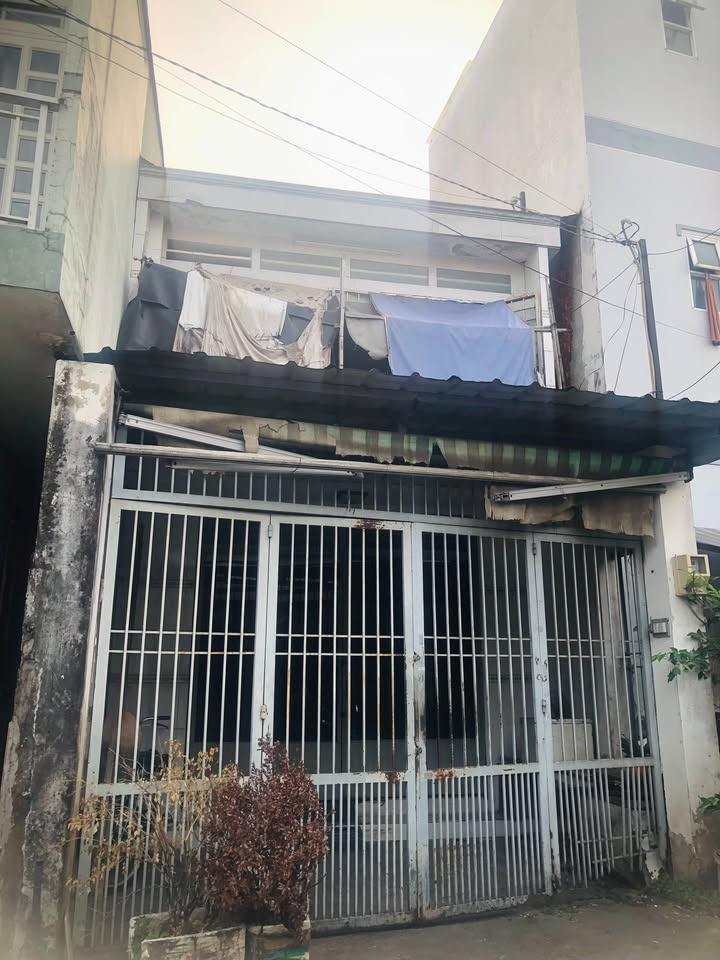 Nhà 2 Tầng Chợ Lạc Quang, Tân Thới Nhất, Quận 12 - 85m² - Chỉ 6 tỷ!