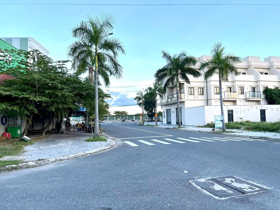 Đất nền đường 7m5 quận Liên Chiểu 125m² giá chỉ 4 tỷ - Vị trí đẹp, đầu tư đón sóng!