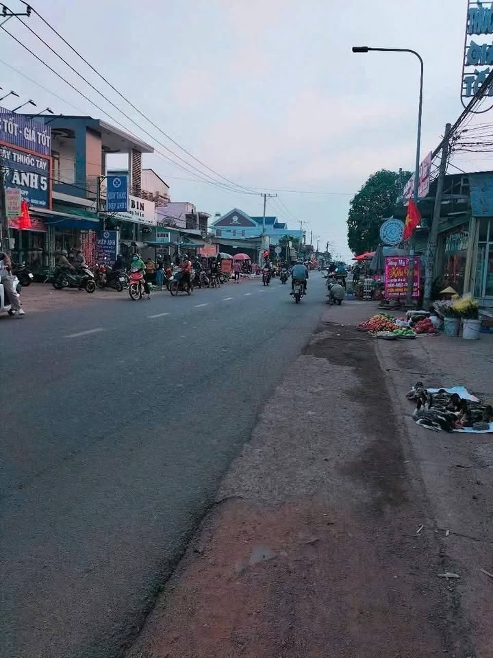 Đất thổ cư Trảng Bom 150m² giá 960 triệu - Vị trí thuận lợi gần chợ!