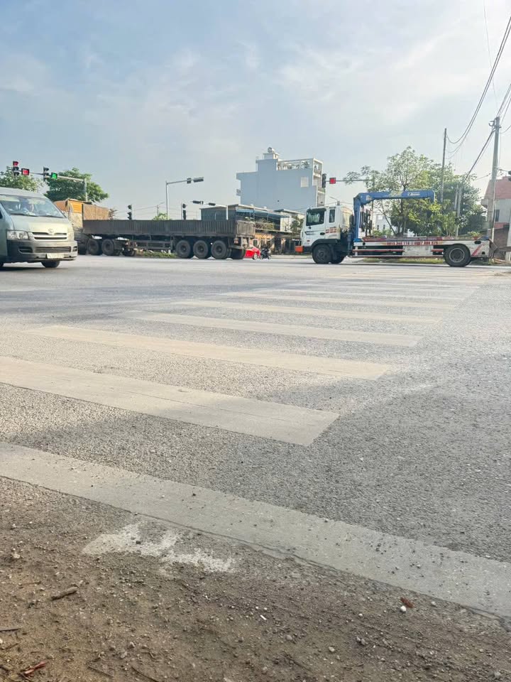 Lô đất đấu giá 96m² tại Tam Đồng, Mê Linh - Giá chỉ 7.4 tỷ - Đầu tư sinh lời ngay!