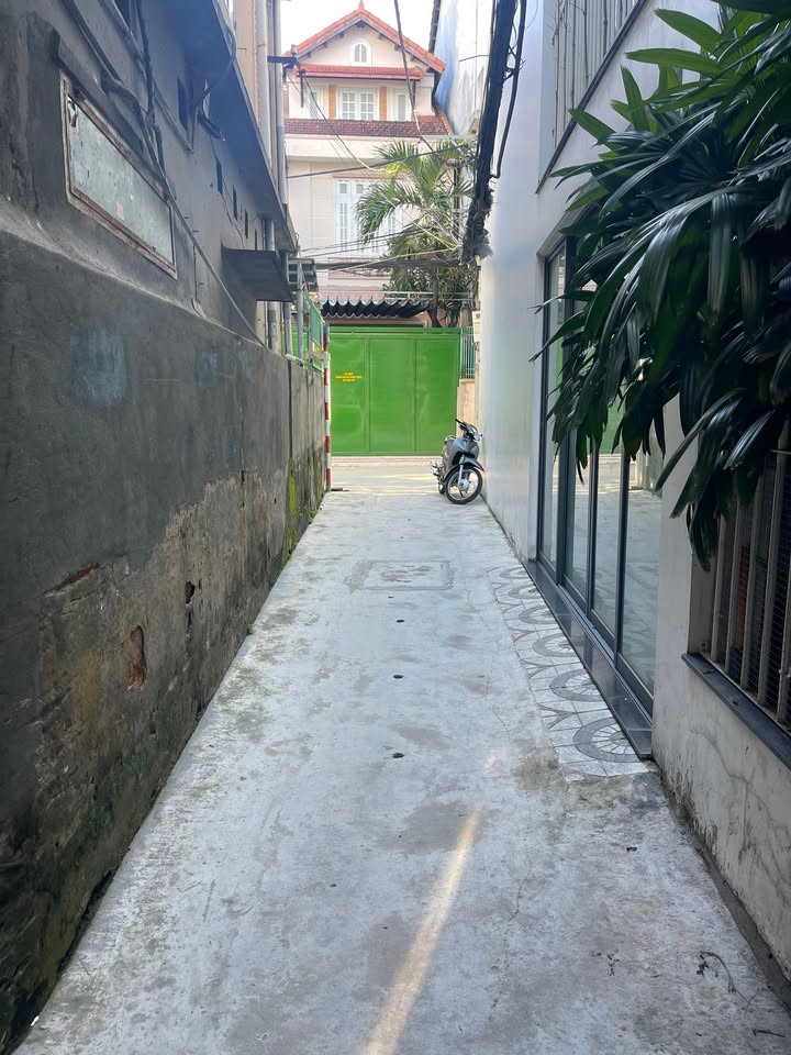 Nhà 2 tầng cho thuê kiệt Nguyễn Trường Tộ, Hải Châu - Giá 9,5 triệu/tháng