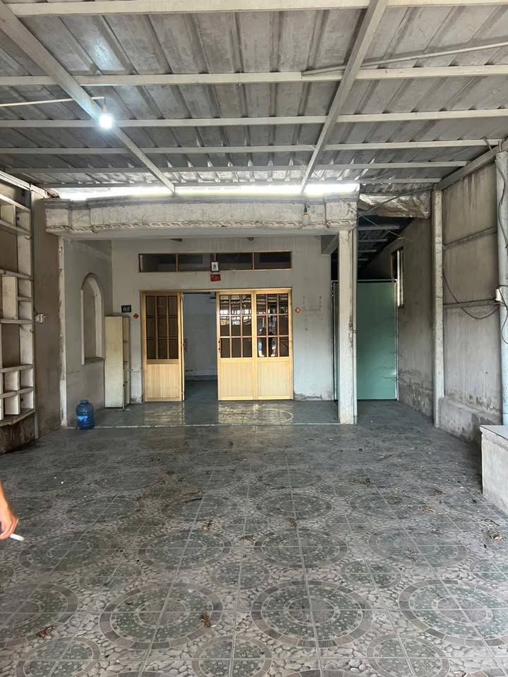 Nhà nguyên căn cho thuê tại đường Lục Viên, Đức Hòa, Long An - Giá chỉ 3.1 triệu/tháng!