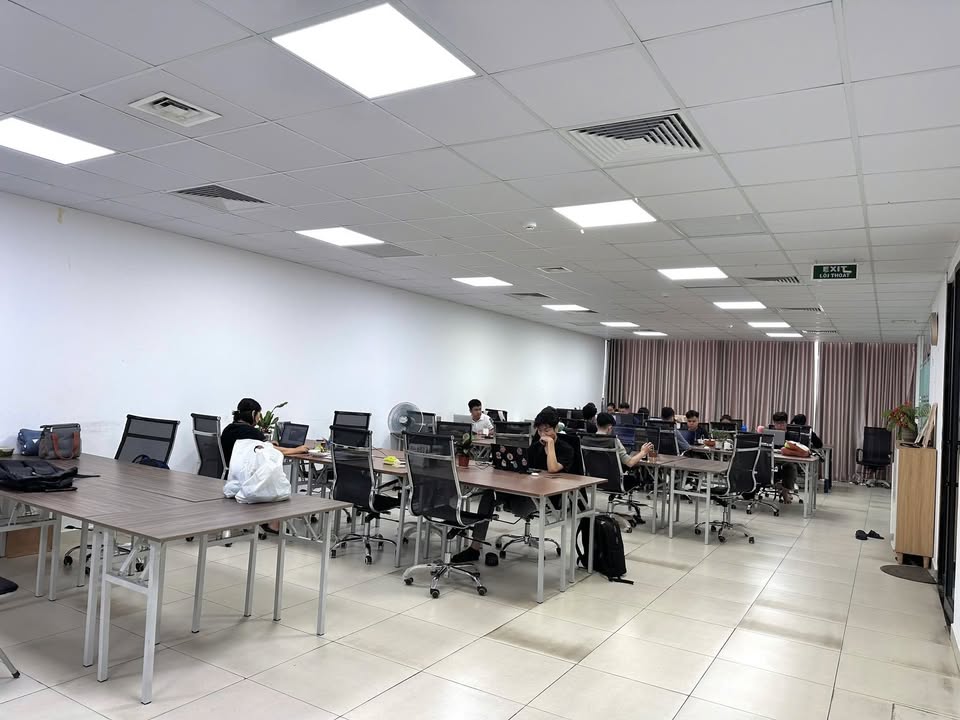 Văn phòng cho thuê tại Ngụy Như Kon Tum, Thanh Xuân 120m² - Sẵn sàng làm việc ngay!