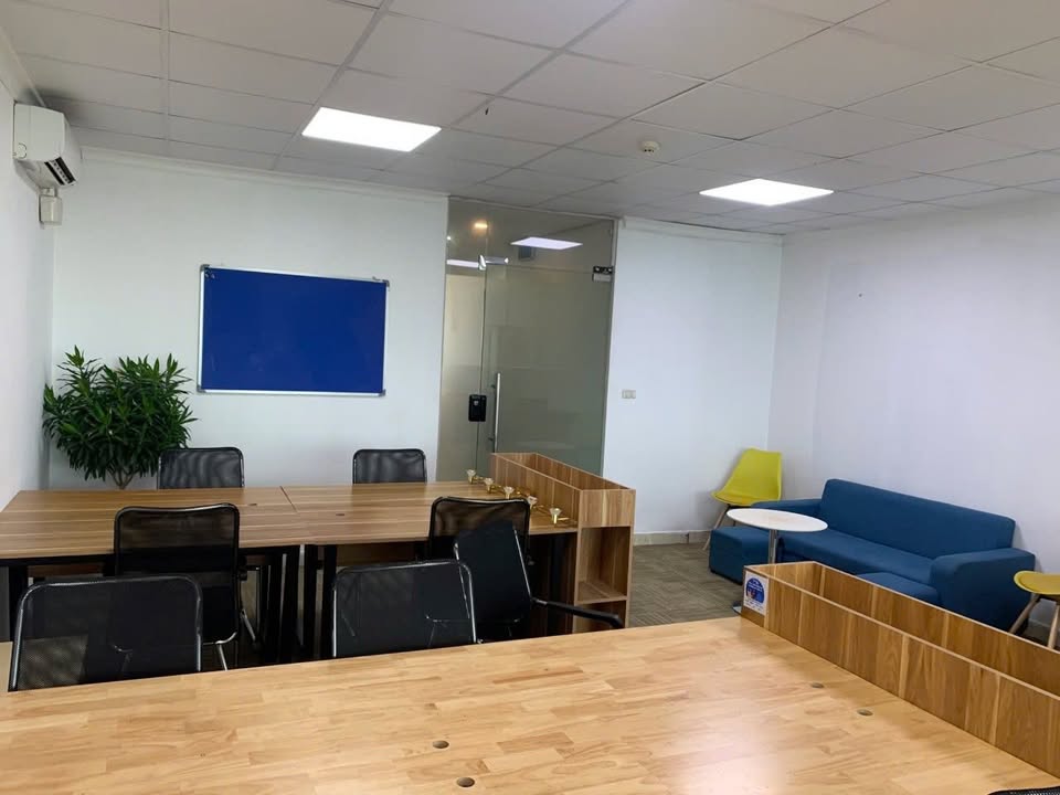 Văn phòng cho thuê tại 21 Lê Văn Lương, Thanh Xuân, 90m² - Giá tốt bất ngờ!