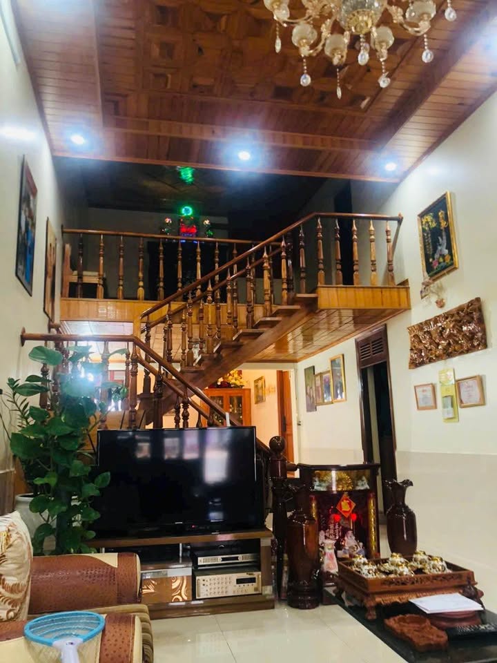 Bán gấp FrontHouse Đà Lạt 271m² giá 18.5 tỷ - Đầu tư sinh lời ngay!