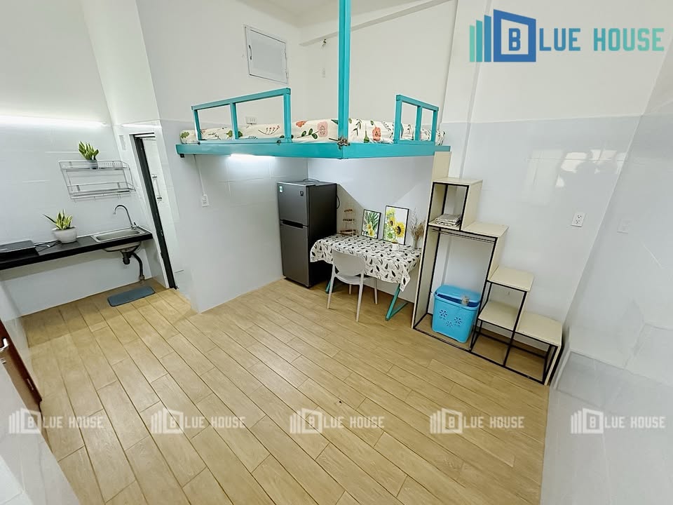 Căn hộ gác lửng cho thuê tại Tân Phú - Tiện nghi đầy đủ, gần trường Đại học