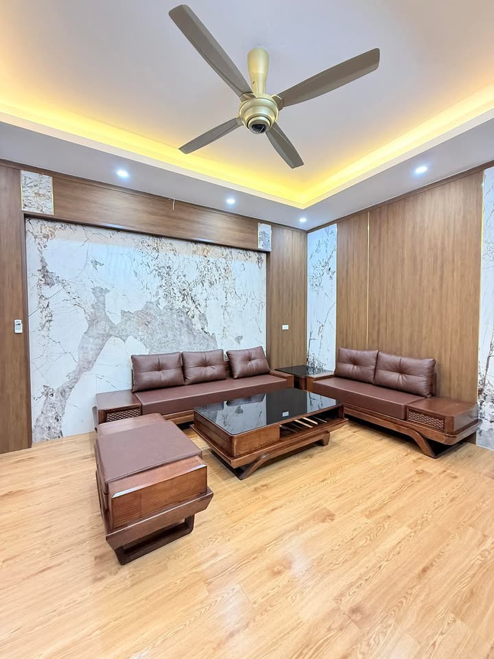 Nhà cho thuê Tôn Thất Tùng 1, Bắc Giang 97m² - Chính chủ, tiện nghi đầy đủ!