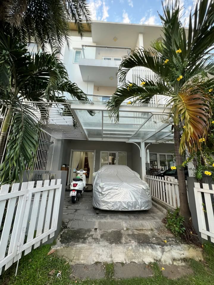 Nhà nguyên căn 4PN Thủ Đức giá 17.5 triệu - Không gian lý tưởng cho gia đình!