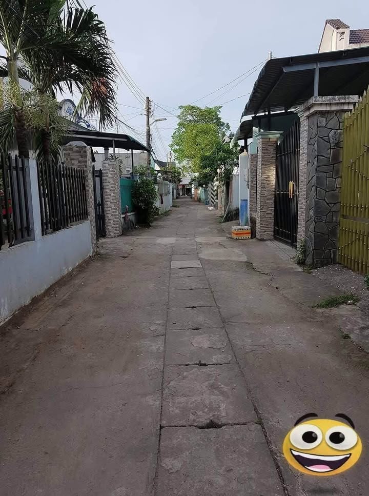 Nhà mái thái 400m² tại Trảng Bom, Đồng Nai - Vị trí trung tâm, sẵn sàng vào ở!