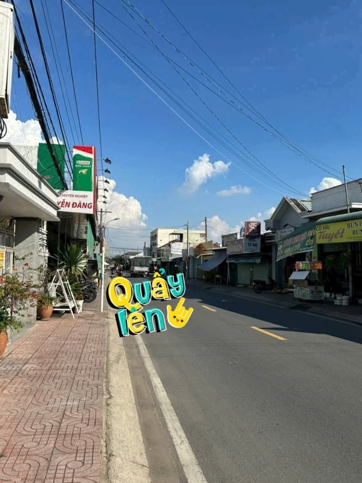 Nhà phố Củ Chi 294m² giá 9.2 tỷ - Dọn vào ở ngay, kinh doanh thuận lợi!