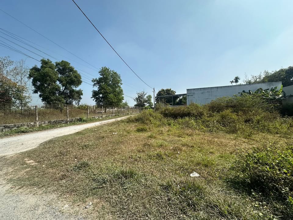 Đất thổ cư 240m² Trung Lập Hạ giá 2 tỷ - Sổ đỏ chính chủ