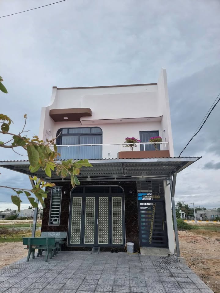 Nhà đẹp hiện đại 153m² tại Nhơn Hải, Ninh Thuận giá 3.2 tỷ - Sẵn sàng bàn giao ngay!