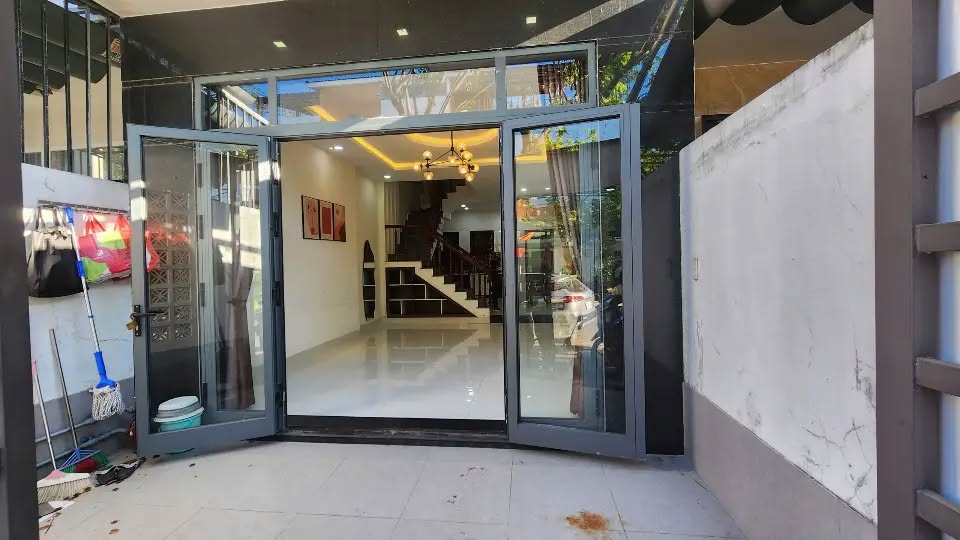 Nhà nguyên căn cho thuê mặt tiền Nhơn Hòa 3, Đà Nẵng - Sẵn sàng vào ở ngay!