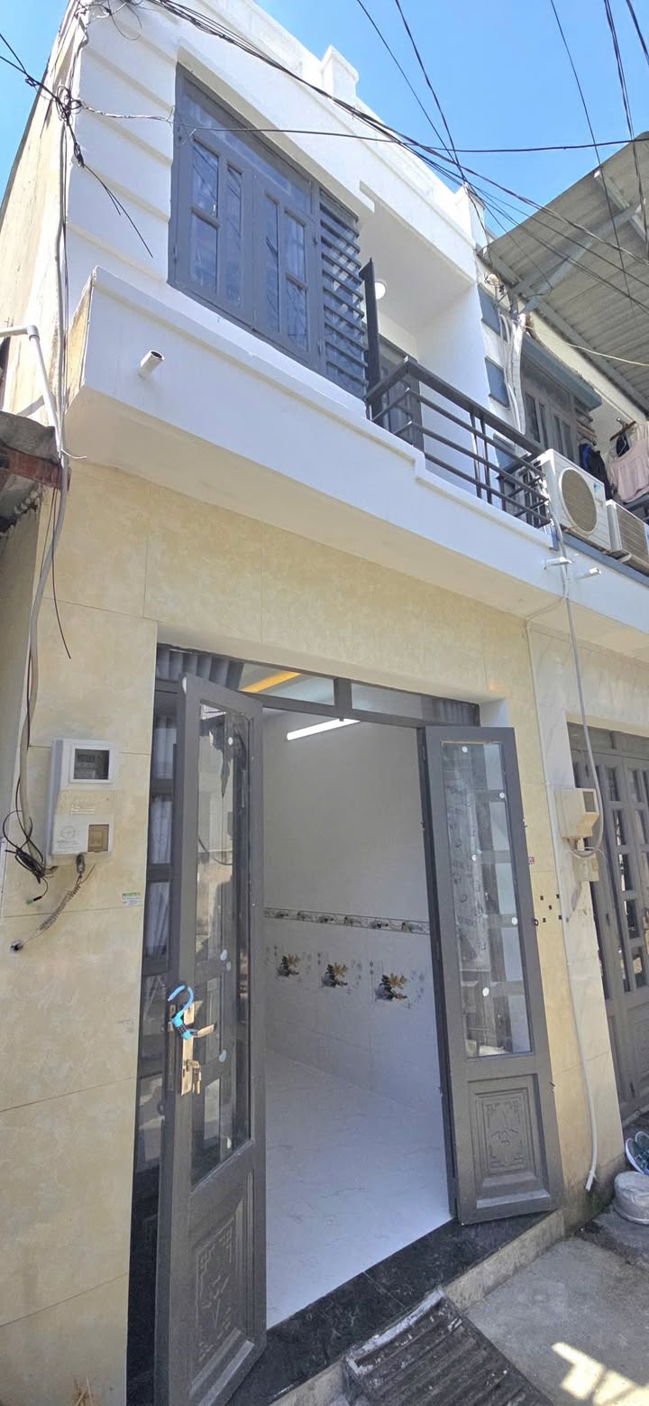 Nhà 2 tầng tại HT13, Tân Thới Hiệp, Quận 12 - Giá chỉ 1.48 tỷ, sổ hồng chính chủ!