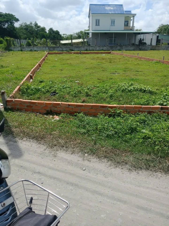 Đất nền ấp 4, xã Đức Hòa Đông, Long An 120m² - Giá tốt chỉ 1.5 tỷ!