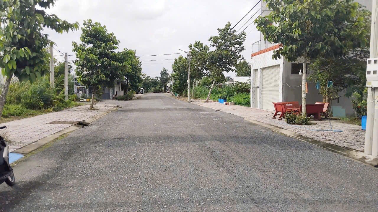 Đất nền đẹp 114m² đường D4, phường Long Châu, Vĩnh Long - Giá chỉ 1.71 tỷ!