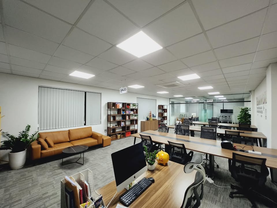 Văn phòng cho thuê Hoàng Cầu 50m² giá 6.8 triệu - View đẹp, vị trí trung tâm!