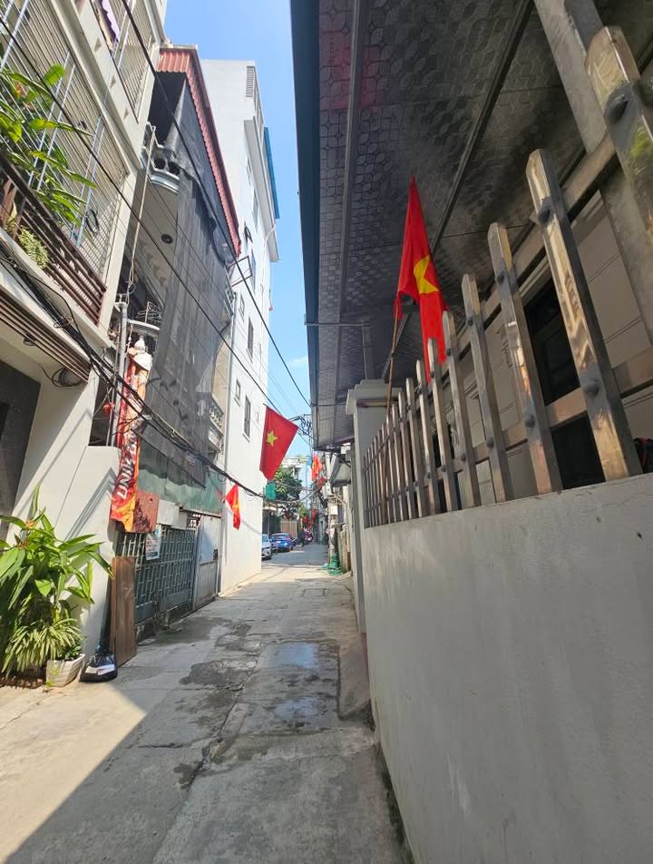 Nhà riêng Xuân Đỉnh, Bắc Từ Liêm 45m² giá chỉ 1.8 tỷ - Ngõ thông thoáng, gần Ngoại Giao Đoàn!