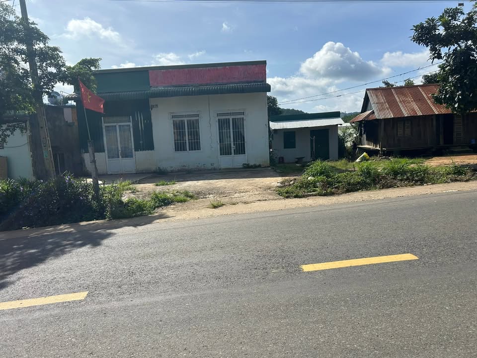 Nhà mặt tiền đường 412 Ka Đô, Đức Trọng, Lâm Đồng - 270m² giá chỉ 1.25 tỷ, cơ hội đầu tư tuyệt vời!