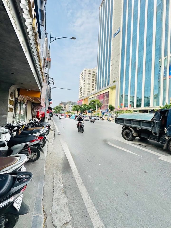 FrontHouse đường Bạch Mai, quận Hai Bà Trưng 75m² giá 1x tỷ - Đầu tư sinh lời ngay!