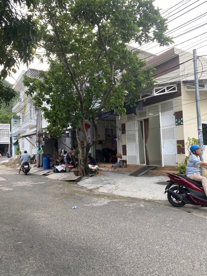 Cho thuê nhà nguyên căn tại Vĩnh Hòa, Nha Trang - Giá chỉ 4.8 triệu/tháng