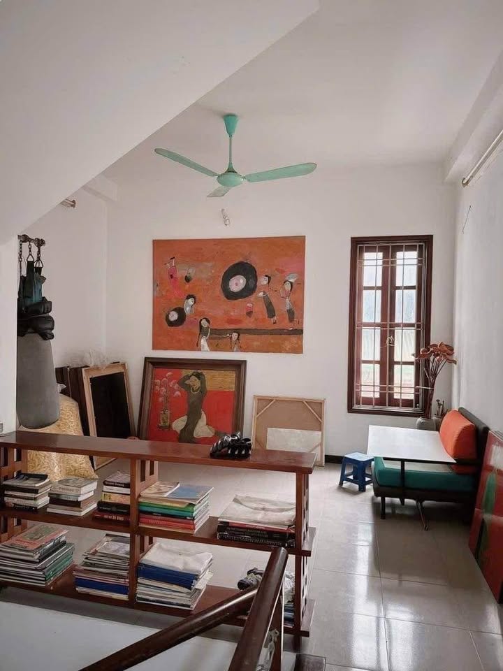 Nhà phố Hoàng Quốc Việt 54m² giá 22 tỷ - Ô tô vào nhà, sổ đỏ chính chủ!