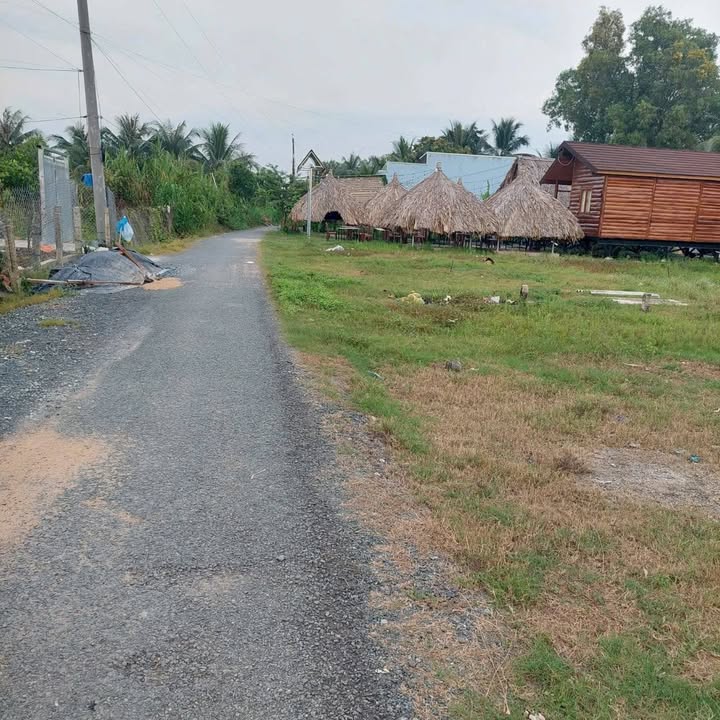 Đất thổ cư mặt tiền ấp 3, Mỹ Phú, Thủ Thừa, Long An 121m² giá 620 triệu - Sổ đỏ chính chủ!