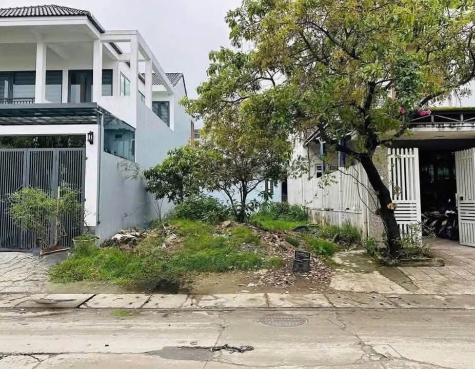 Mặt tiền kinh doanh Nguyễn Lộ Trạch, Vỹ Dạ 136m² giá 7 tỷ - Đầu tư sinh lời ngay!