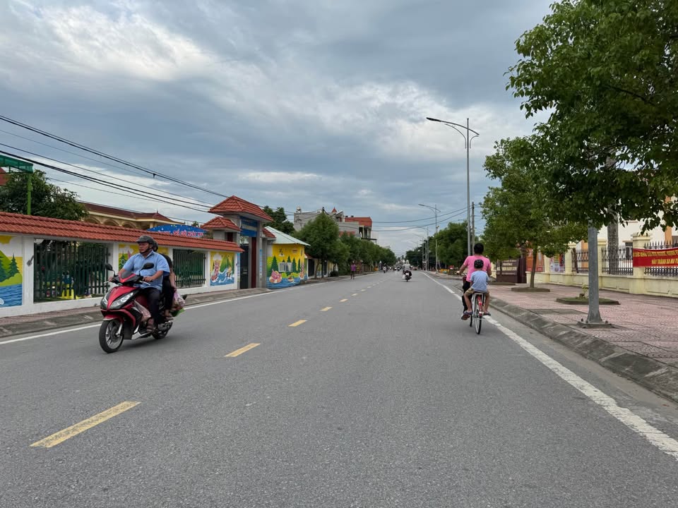 Đất nền Cách Hạ, Nam Sơn 55m² giá 1.8 tỷ - Kinh doanh thuận lợi!