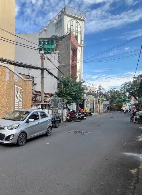 Bán gấp FrontHouse mặt tiền Nguyễn Thượng Hiền, Bình Thạnh 52m² giá 6.5 tỷ - Kinh doanh lý tưởng!