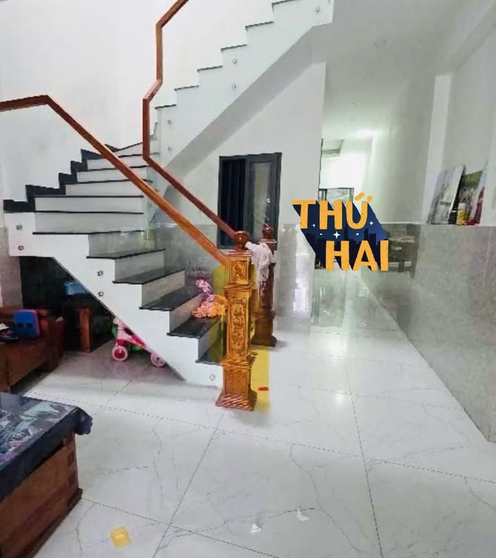 Nhà phố An Dương Vương quận 6 60m² giá 5.045 tỷ - Hẻm ô tô, thông thoáng!