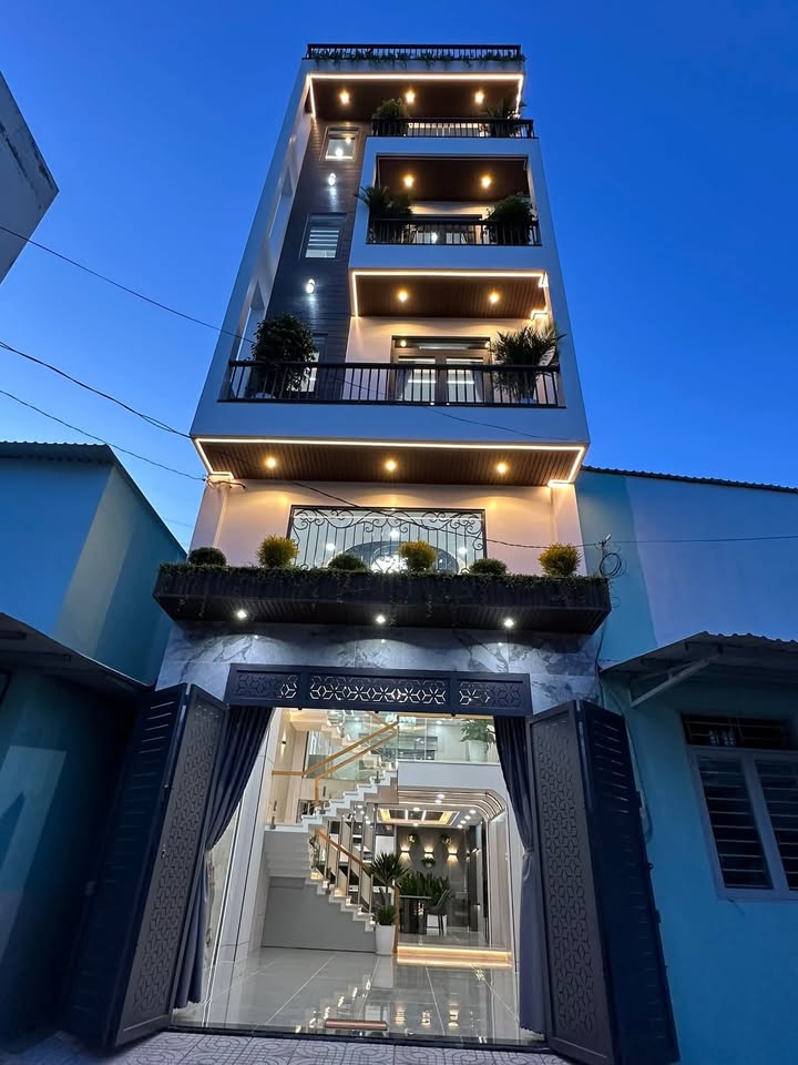 Nhà phố TCH07 Quận 12, 75m² giá 7.99 tỷ - Full nội thất cao cấp, dọn vào ở ngay!