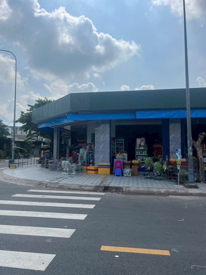 Nhà mặt tiền đường chợ Tân Bình 300m² giá 12 tỷ - Đầu tư sinh lời ổn định!