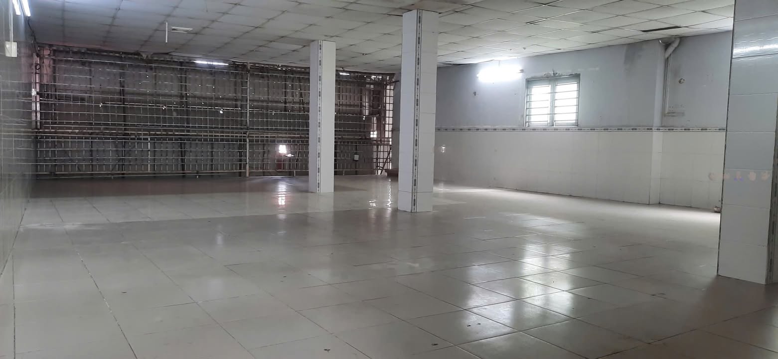 Nhà mặt tiền Phạm Thế Hiển, 128m² giá 37 triệu - Kinh doanh tự do!