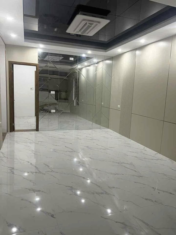 Căn hộ tập thể Phương Mai, Đống Đa 60m² giá 11 triệu - Nhà mới đẹp lung linh!