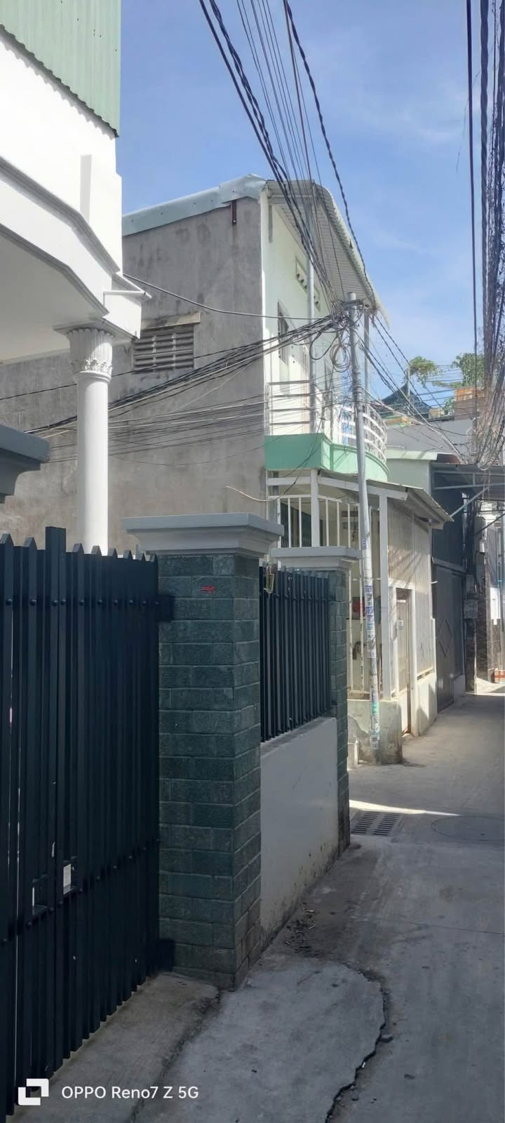 Nhà phố Nha Trang 126m² giá 5 tỷ - Vị trí đắc địa, 2 mặt tiền ô tô