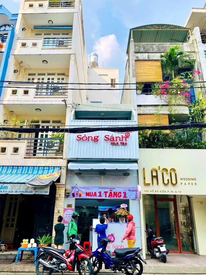 Nhà mặt tiền đường Hồ Bá Kiện quận 10, 29m² giá 8.9 tỷ - Hợp đồng thuê ổn định 25 triệu/tháng!