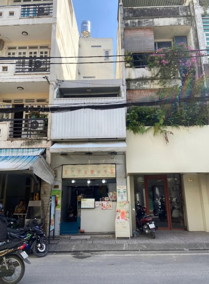 FrontHouse mặt tiền Hồ Bá Kiện Q10 35m² giá 8.9 tỷ - Tiềm năng tăng giá cao!