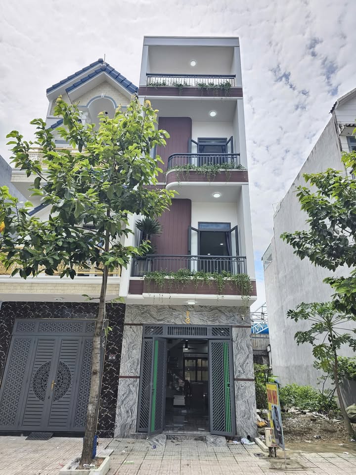 Nhà 1 trệt 2 lầu KDC Phú Hồng Thịnh 8, Bình Chuẩn, 65.9m² giá 4.85 tỷ - Đầy đủ nội thất, sẵn sàng vào ở!