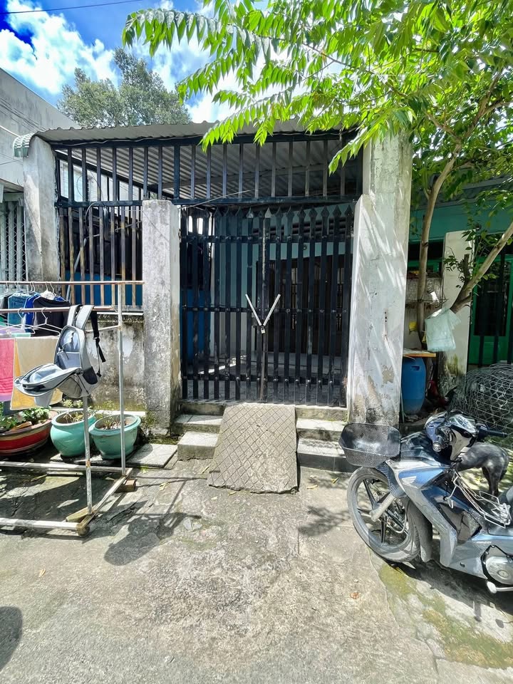 Nhà nguyên căn Bình Nhâm 100m² giá 4 triệu - Hợp đồng lâu dài!