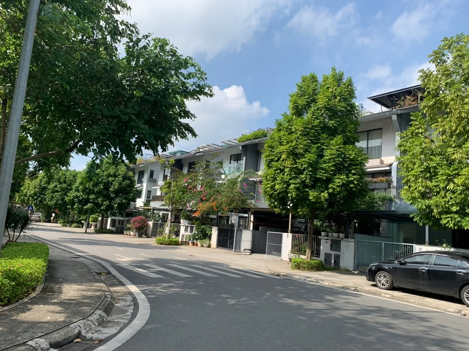 Biệt thự song lập Gamuda Hoàng Mai 160m² giá 51 tỷ - Nhà thô nguyên bản, sẵn sàng hoàn thiện!