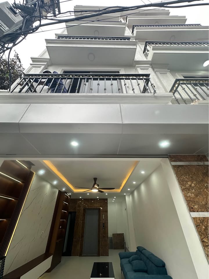 Nhà mặt ngõ Tây Mỗ 42m² giá 9 tỷ - Gara ô tô vào tận nhà!