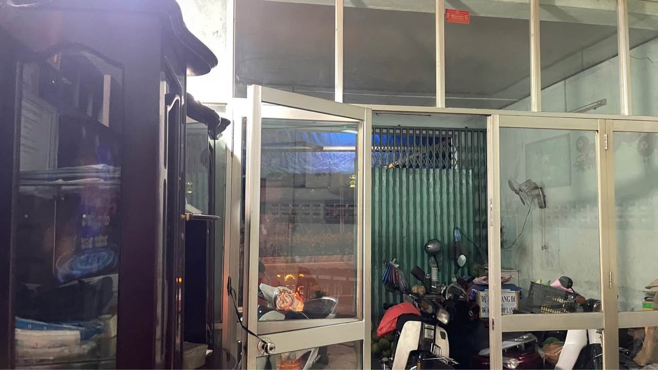 Bán đất tặng nhà C4 mặt tiền đường 2/4 Nha Trang 88m² - Đầu tư sinh lời ngay!