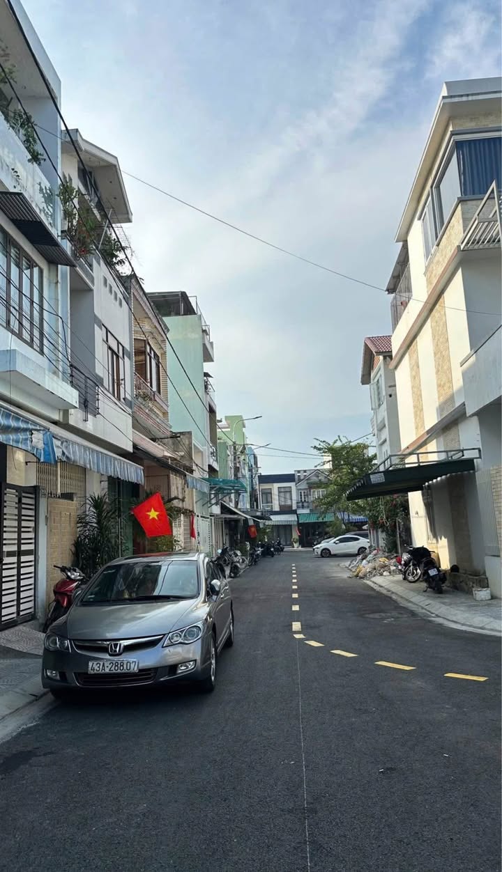 Nhà 3 tầng đường Trần Xuân Lê, Đà Nẵng 60m² giá 6 tỷ - Dọn vào ở ngay!