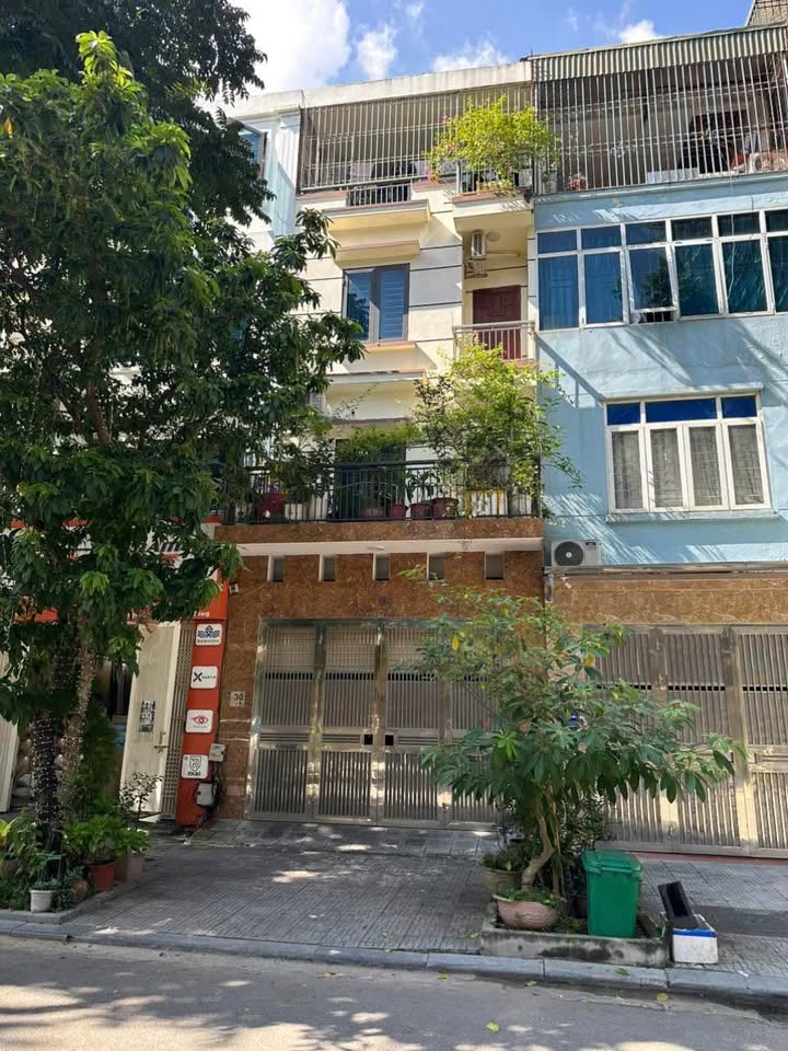 Nhà liền kề Văn Phú 80m² giá nhỉnh 18 tỷ - Chính chủ bán ngay!