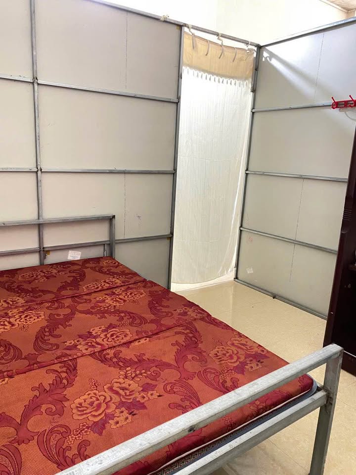 Nhà cấp 4 cho thuê tại phường Hòa Bình 100m² - Phù hợp cho hộ gia đình