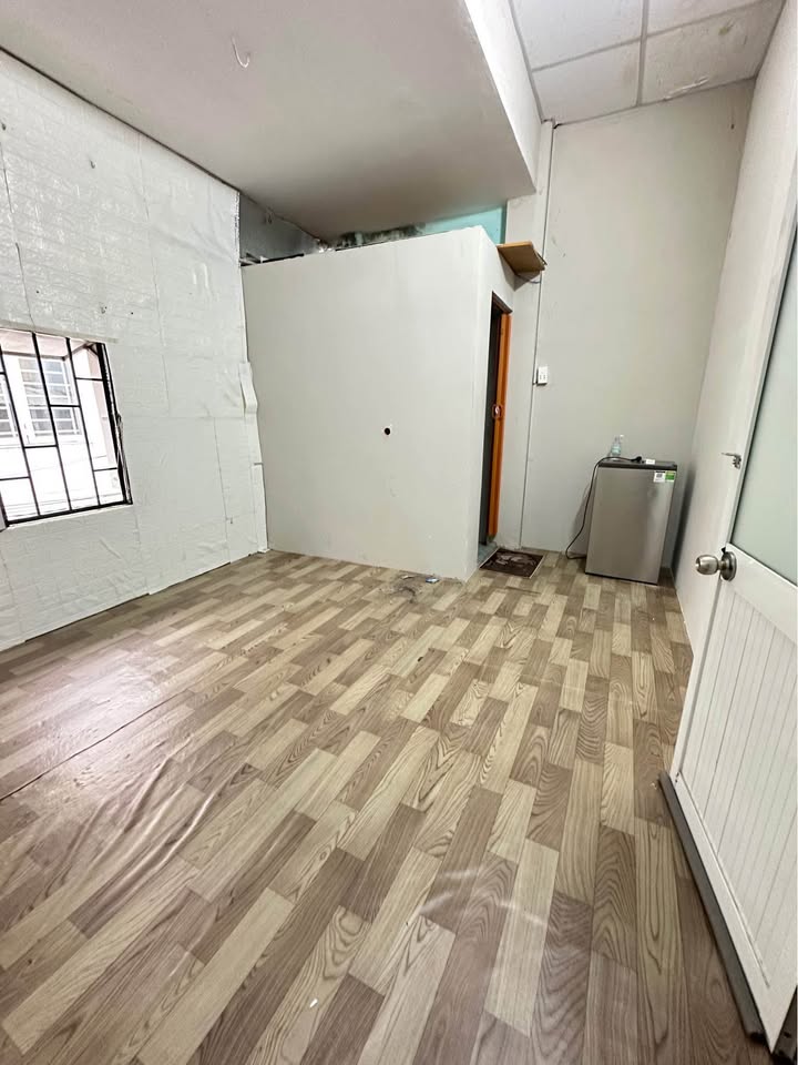 Phòng cho thuê tại Thoại Ngọc Hầu, Tân Phú 2.7 triệu - An ninh, yên tĩnh!