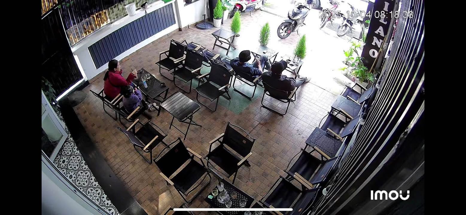 Quán cà phê đường Bạch Đằng 25m² giá 7.5 triệu - Sang nhượng ngay!