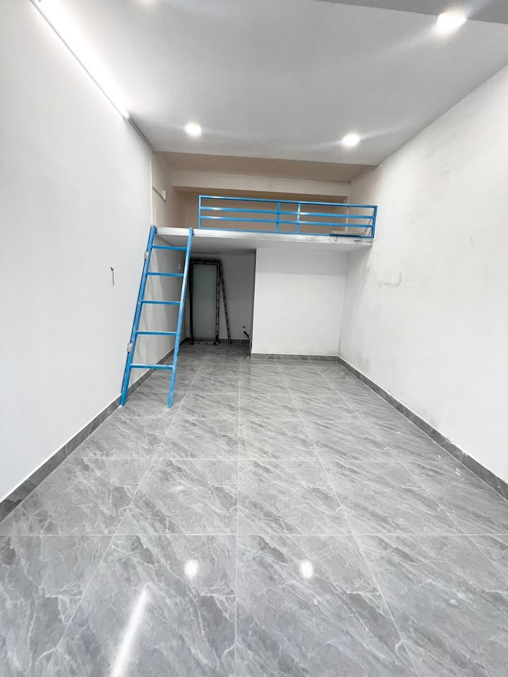 Store cho thuê mặt tiền đường Nơ Trang Long, 15m² chỉ 11 triệu - Vị trí kinh doanh đắc địa!
